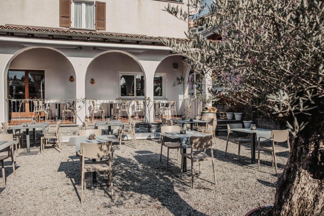 Albergo Ristorante Al Portico Gerra  Exterior photo